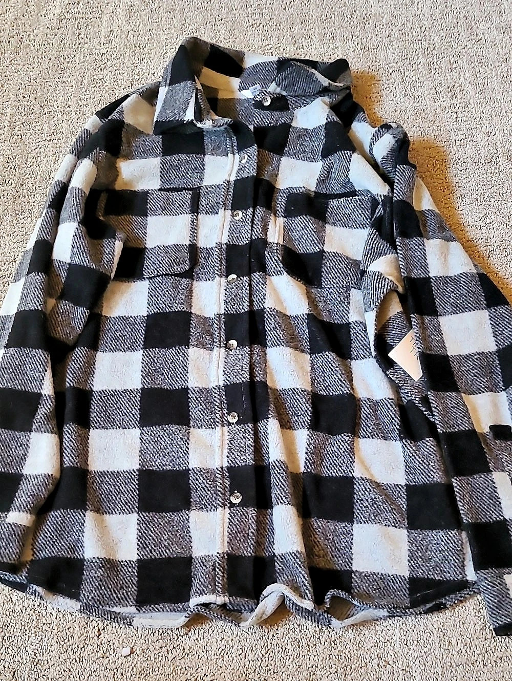 Time and Tru Cozy Button Front Shacket Plaid Black & White XL